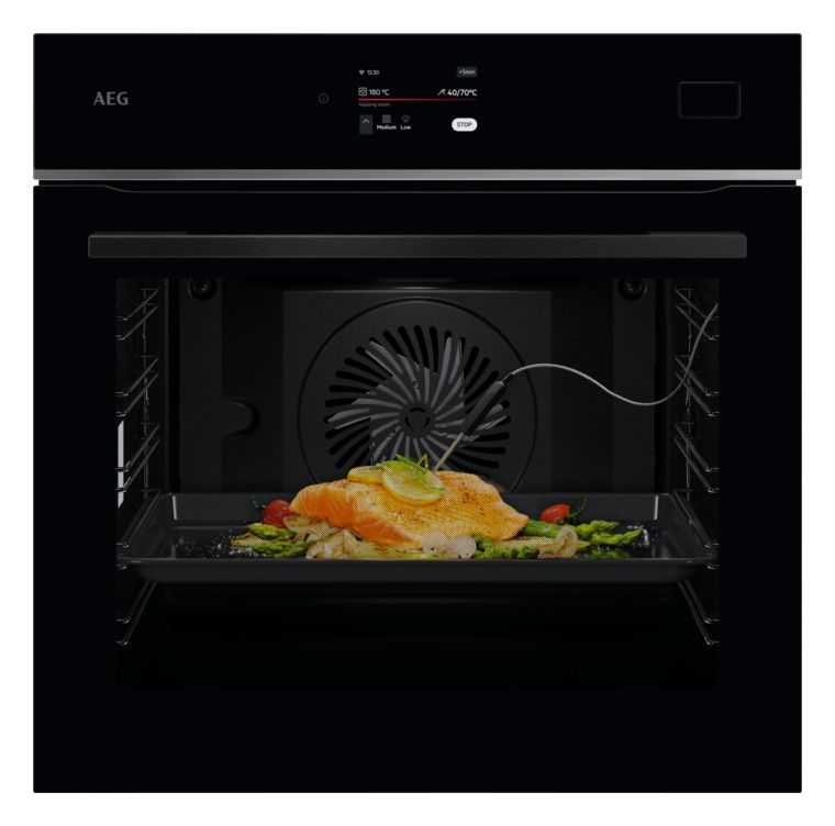 Serie 8000 TB8SB73FAB Einbaubackofen groß Dampfgaren AutoClean 