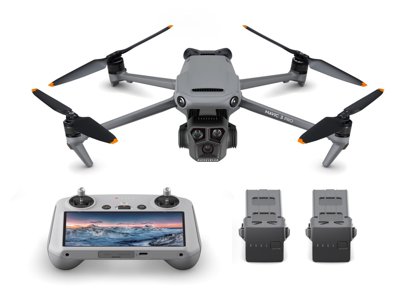 Mavic 3 Pro Fly More Combo (DJI RC) 5280 x 3956 Pixel Quadrocopter Multicopter/Drohne Flugzeit: 43 min (Grau) 