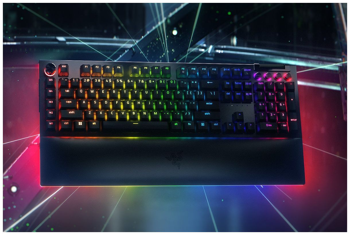 BlackWidow V4 Pro RGB-LED Gaming Tastatur (Schwarz) 