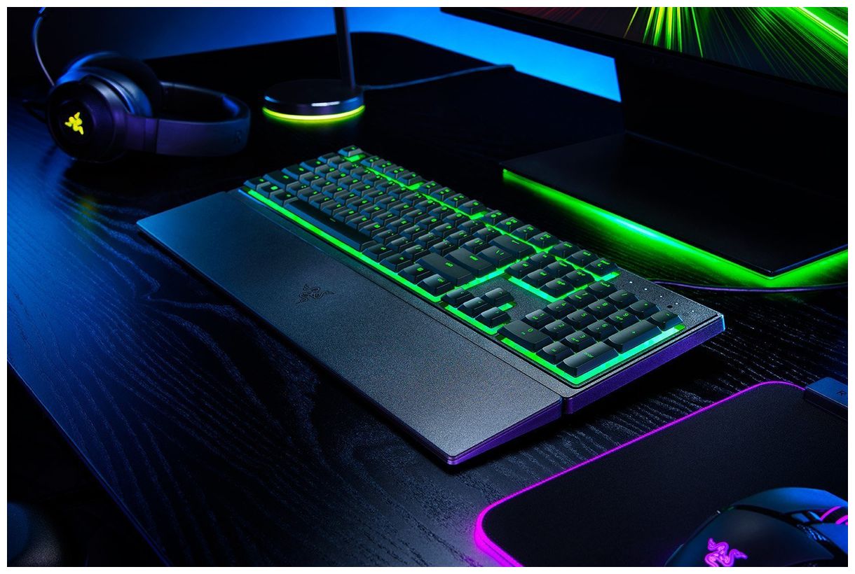 Ornata V3X RGB-LED Gaming Tastatur (Schwarz) 