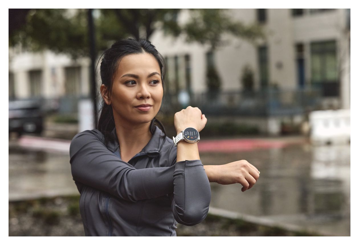 Active 3 Digital Smartwatch Rund 353 ppi  (Gold) 