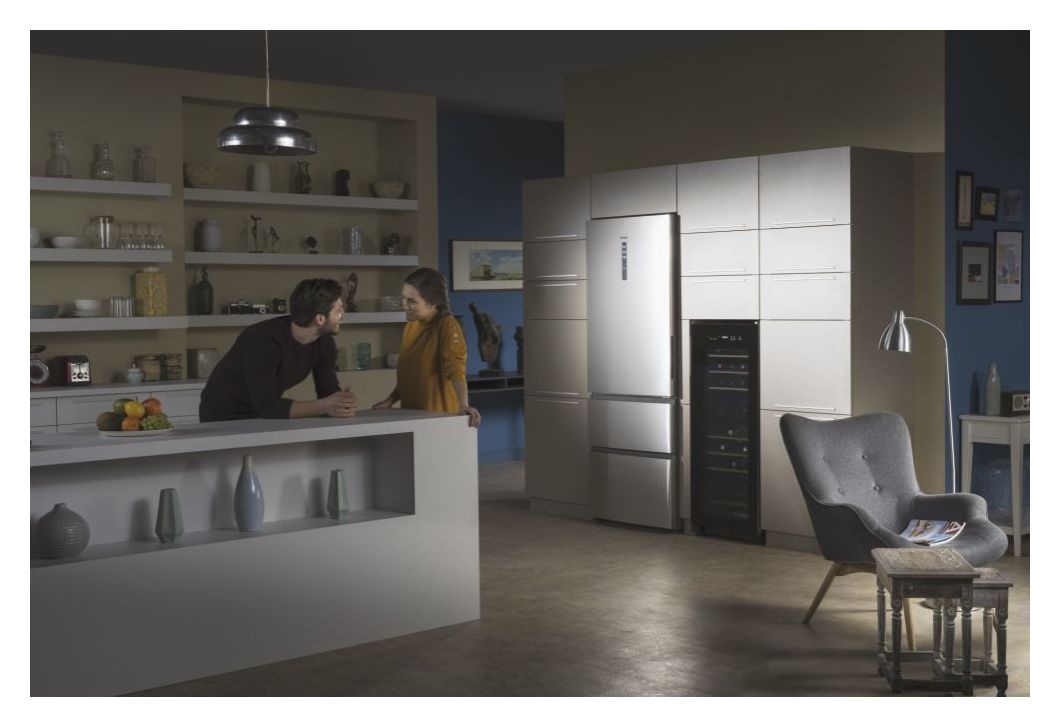 A3FE742CMJ 312 l / 151 l Kühl-Gefrierkombi freistehend NoFrost 289 kWh Jahr  (Silber) 