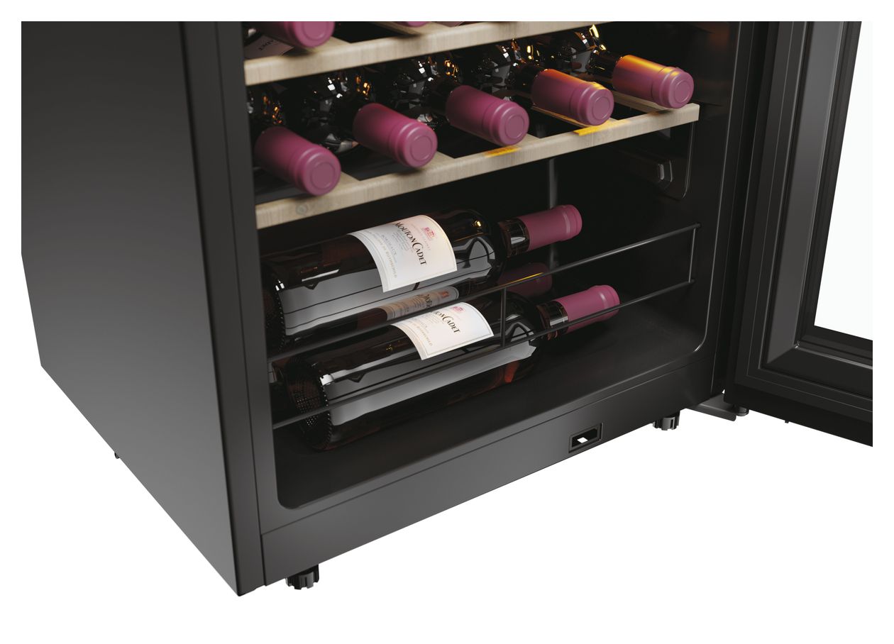HWS58GGH1 Weinkühler Freistehend EEK: D 1 Zonen 58 Flasche(n) 