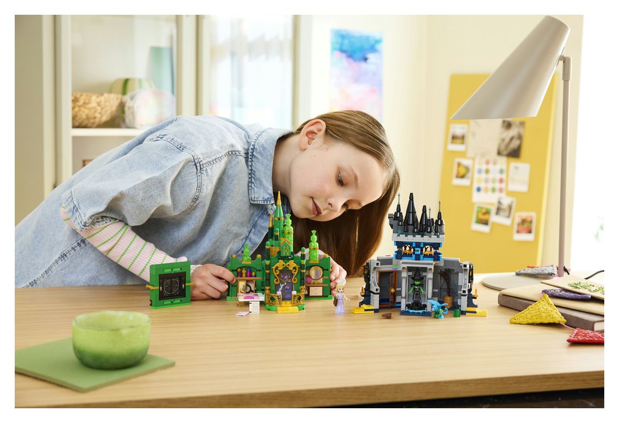 Emerald City & Kiamo Ko Castle 