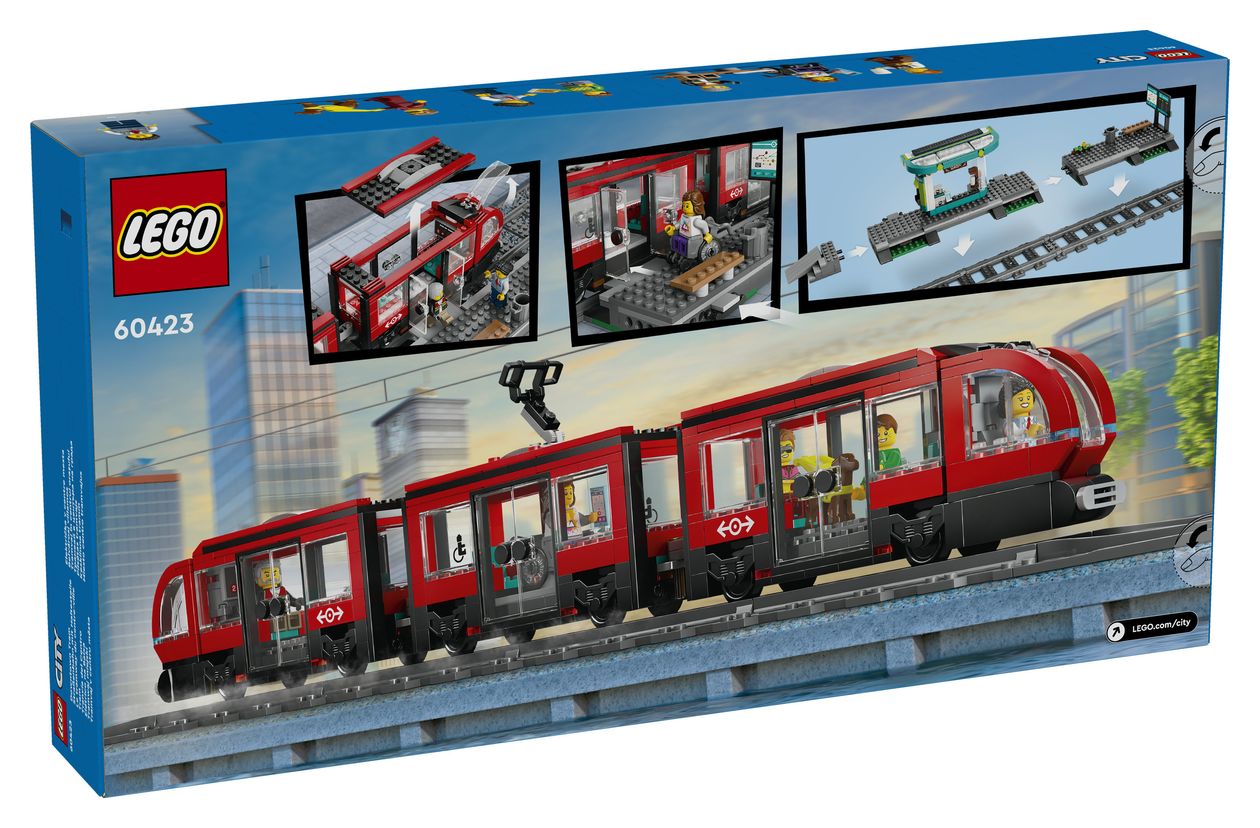 Straßenbahn mit Haltestelle 