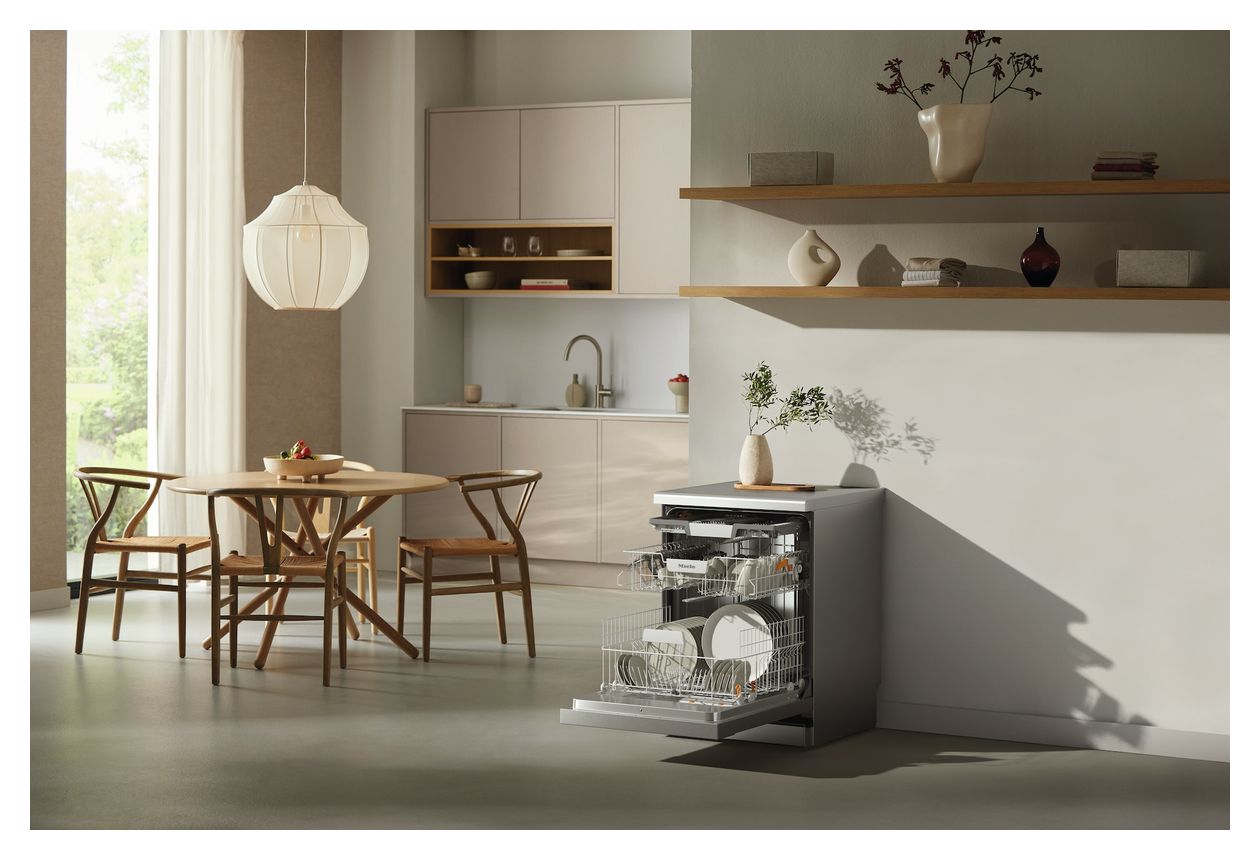 G5811SC Active Plus 60 cm Geschirrspüler freistehend Leise 14 Maßgedecke aquaStop Funktion 