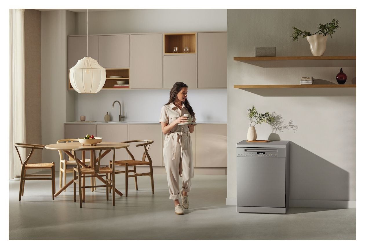 G7210SC Front 60 cm Geschirrspüler freistehend Leise 14 Maßgedecke Wärmetauscher & Auto Open 