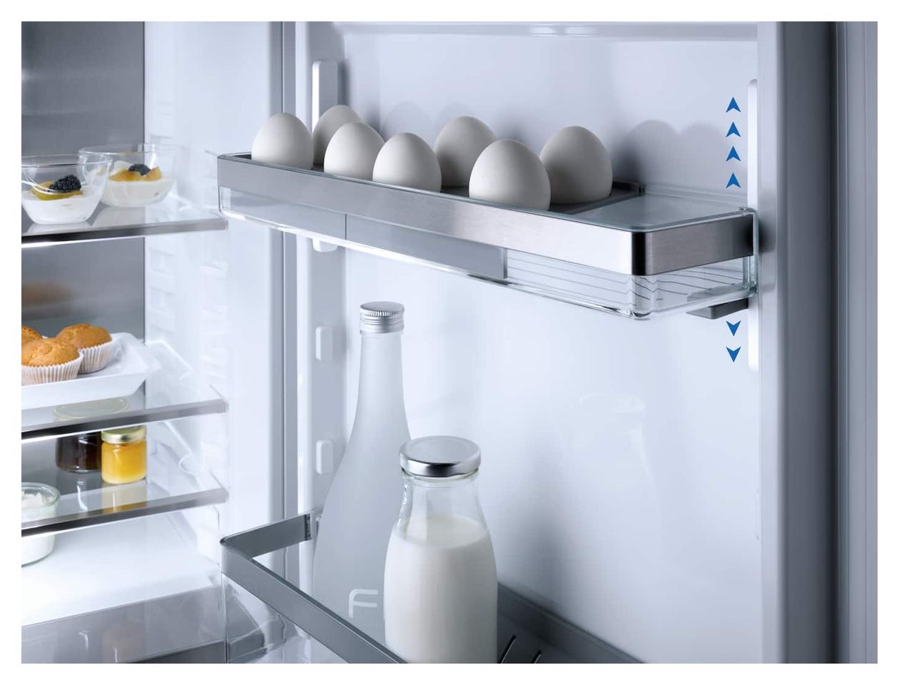 KFN7795C 175 l / 71 l Einbau Kühl-/Gefrierkombination 166,08 kWh NoFrost 