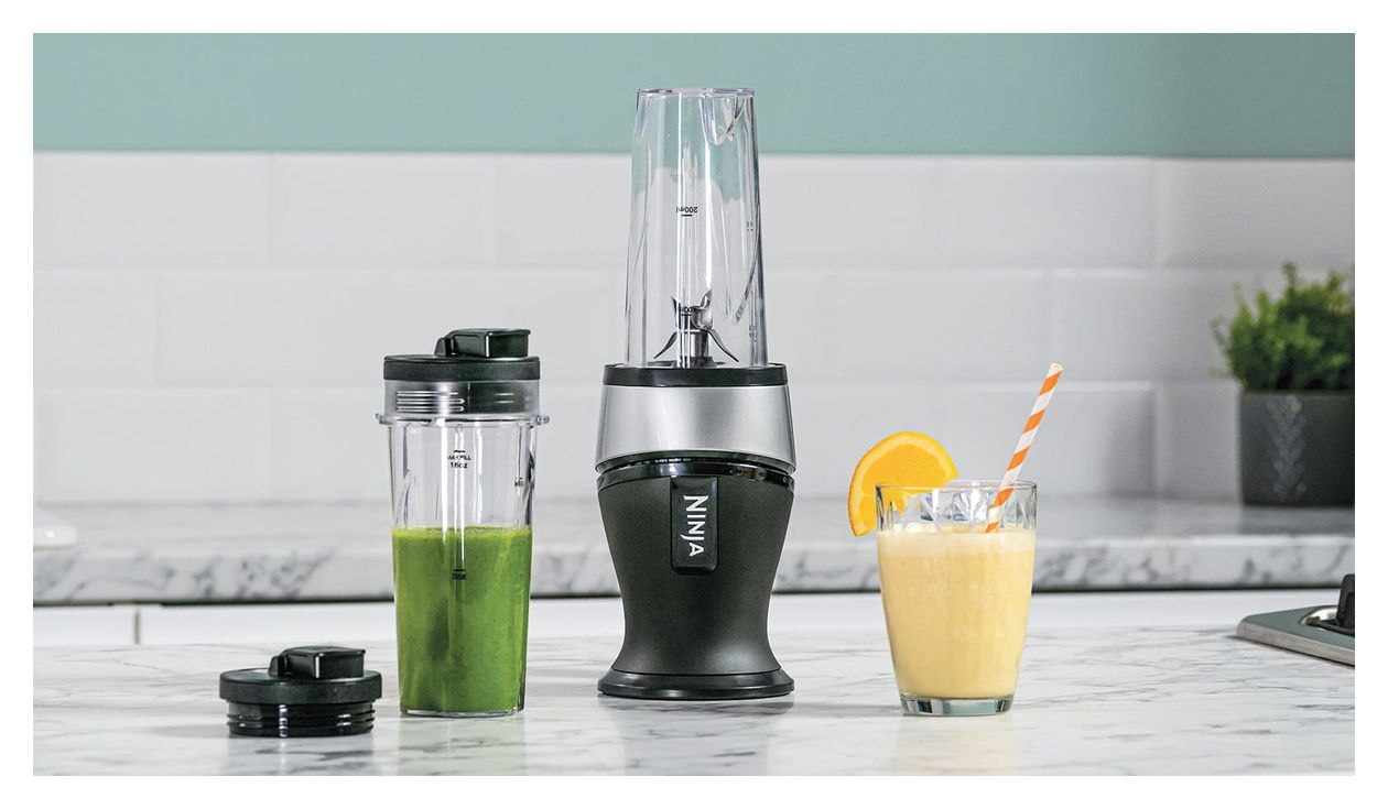 QB3001EU Mixer & Smoothie Maker 0,47 l Standmixer 700 W  (Schwarz, Silber) 