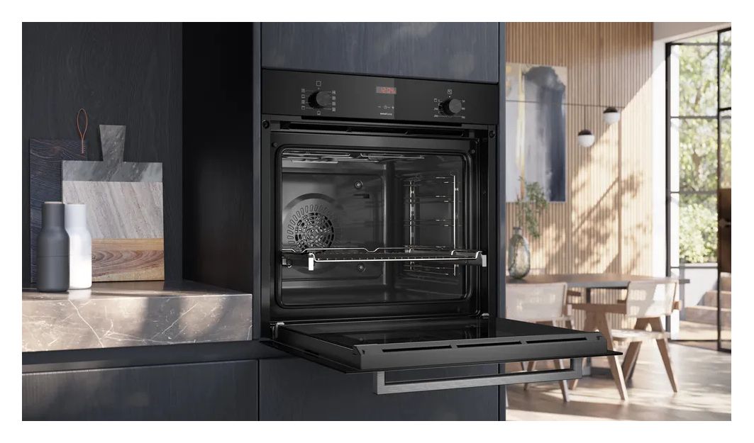 iQ300 HB314G0S3 Einbaubackofen groß AutoClean 