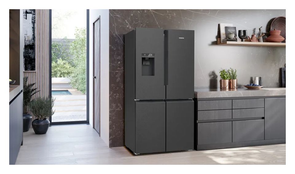 iQ700 KF96DPXEA Side-by-Side Kühl-/ Gefrierkombination French Door 375 l / 199 l 327 kWh NoFrost 1830 mm x 905 mm  (Grau) 