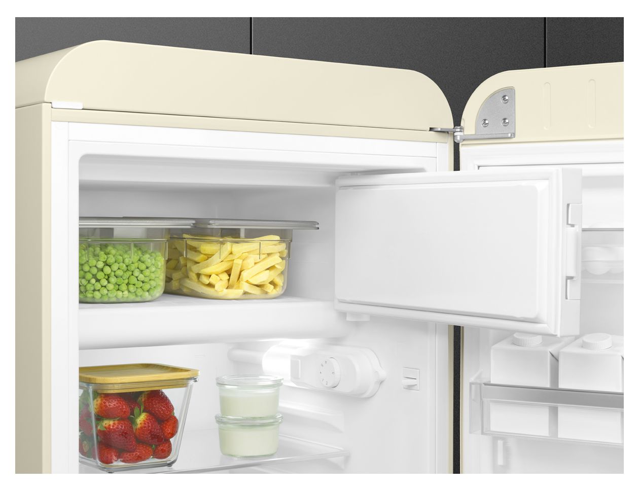 FAB10RCR6 122 l / 105 l Kühlschrank freistehend EEK: D 115 kWh Jahr  (Cremefarben) 