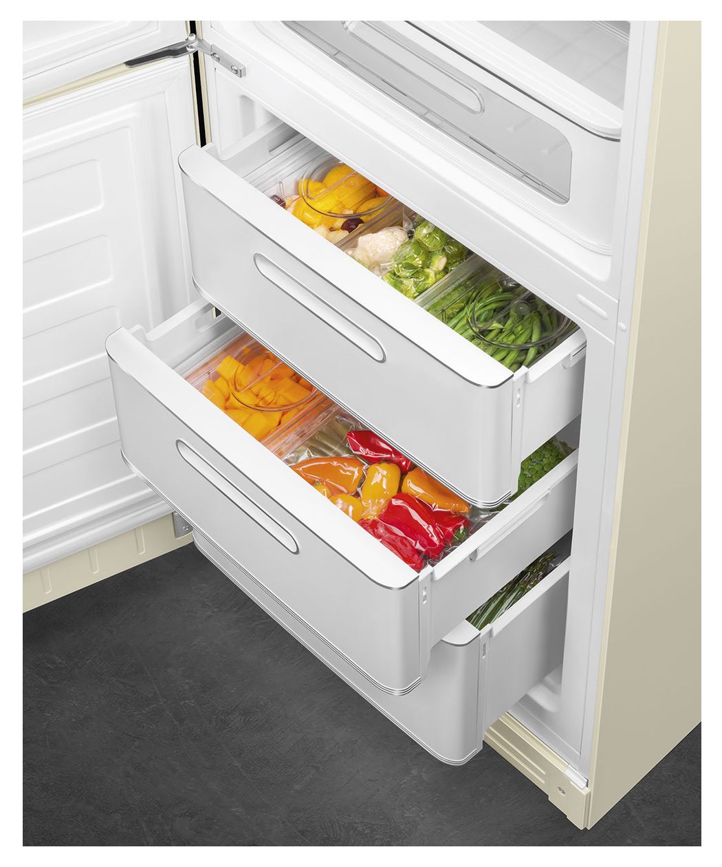 FAB32LCR6 234 l / 97 l Kühl-Gefrierkombi freistehend NoFrost 158 kWh Jahr  (Cremefarben) 