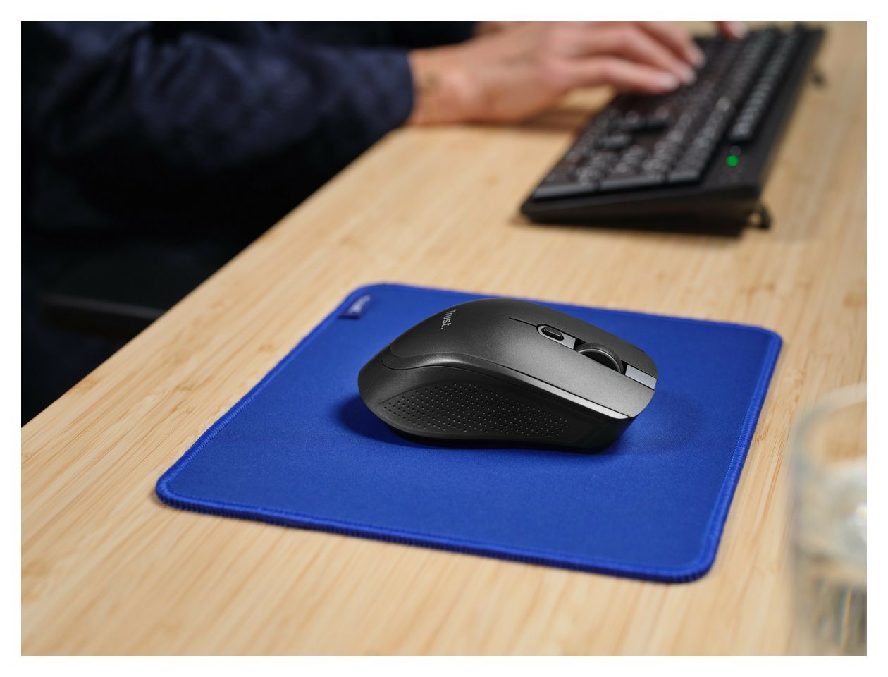 Ozaa+ 3200 DPI Büro Maus Optisch  (Schwarz) 