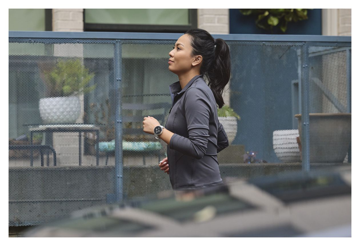 Active 3 Digital Smartwatch Rund 353 ppi  (Gold) 