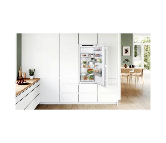 Serie 4 KIL42SFE0 172 l Einbaukühlschrank EEK: E 147 kWh Jahr 