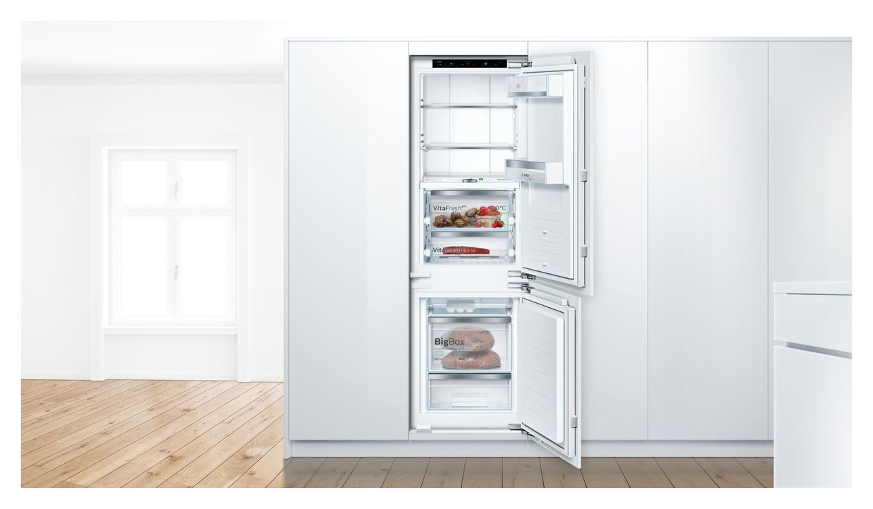 Serie 8 KIF86PFE0 156 l / 67 l 177,5 cm Einbau Kühl-/Gefrierkombination 252 kWh NoFrost 