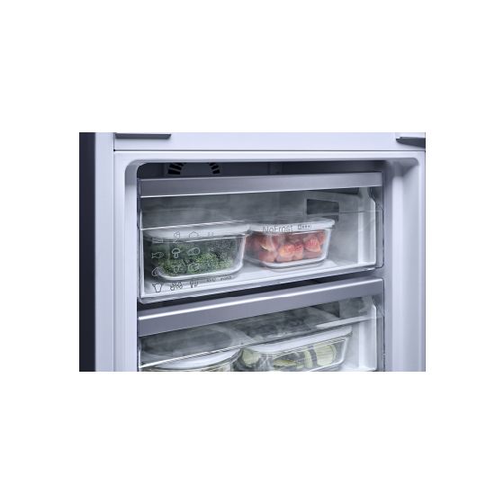 KDN7724E 184 l / 76 l 177,2 cm Einbau Kühl-/Gefrierkombination 233,97 kWh NoFrost 