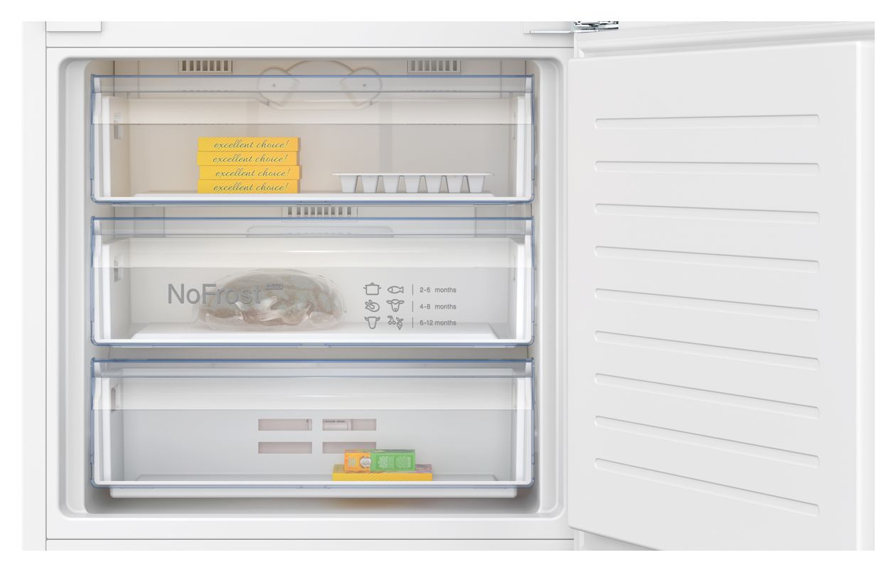 N50 KB7962FE0 285 l / 98 l 194 cm Einbau Kühl-/Gefrierkombination 256 kWh NoFrost 