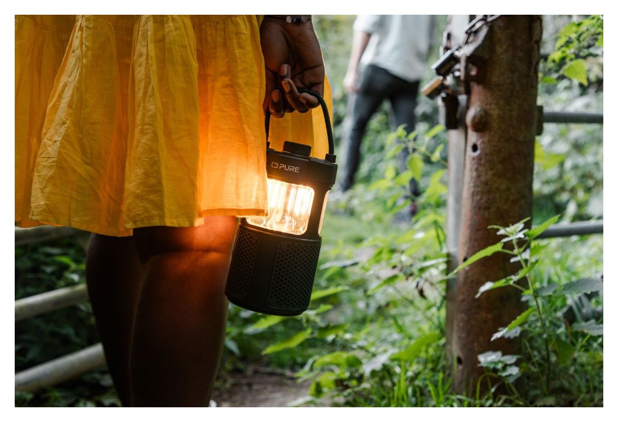 Audio Woodland Glow 20 W Bluetooth Lautsprecher IPX6 Laufzeit bis 14 h  (Grün) 