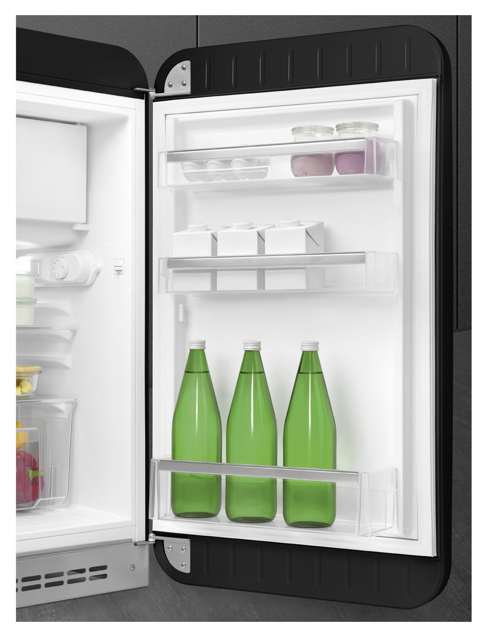 FAB10RBL6 122 l / 105 l Kühlschrank freistehend EEK: D 115 kWh Jahr  (Schwarz) 