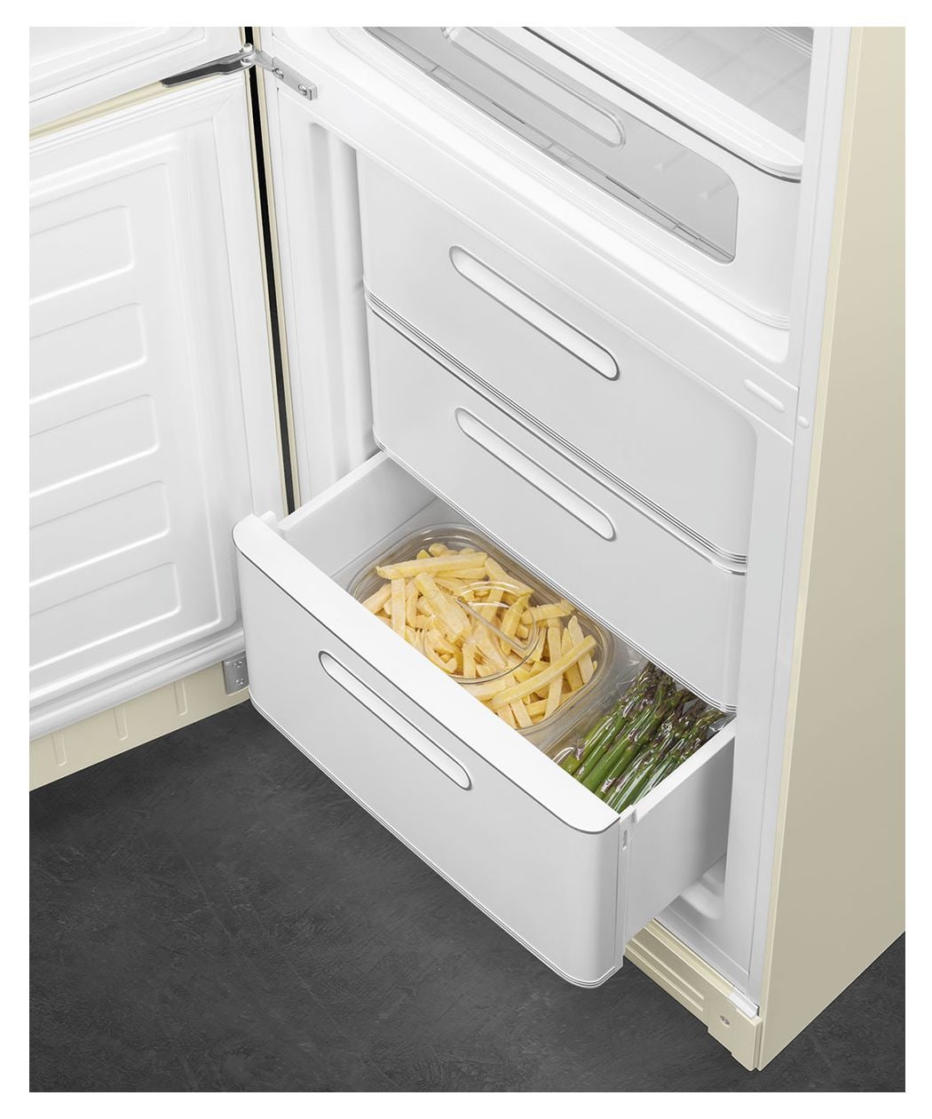 FAB32LCR6 234 l / 97 l Kühl-Gefrierkombi freistehend NoFrost 158 kWh Jahr  (Cremefarben) 