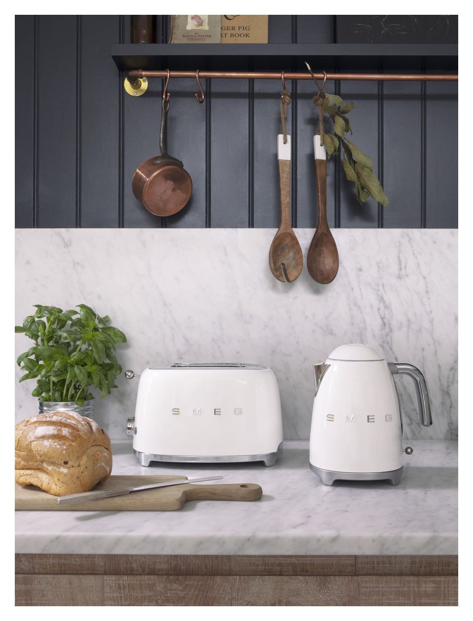 KLF03CREU 1,7 l Wasserkocher 2400 W  (Cremefarben) 