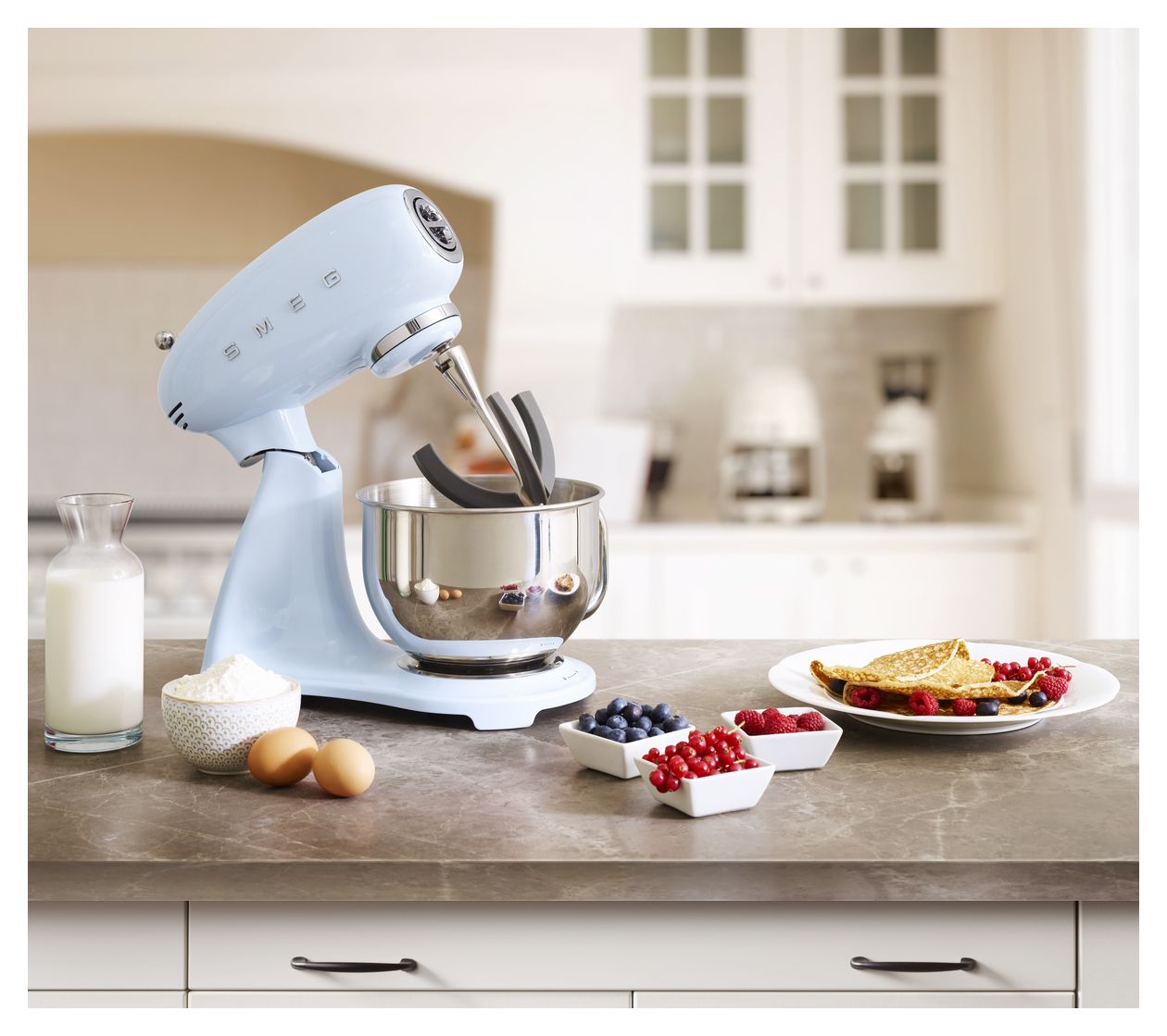 SMF03PBEU 800 W Küchenmaschine 4,8 l  (Blau) 