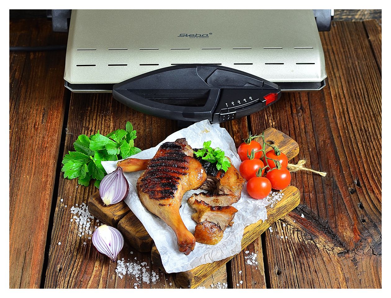 PG 4.4 Kontaktgrill 2000 W mit 370 x 230 mm Fläche  (Schwarz, Champagner) 