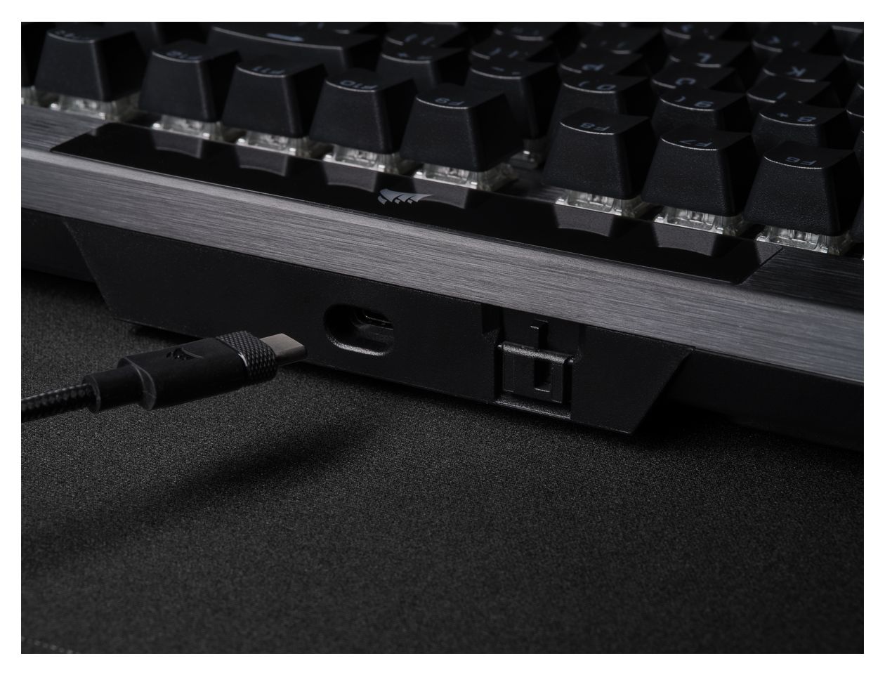 Corsair K70 Pro mechanische RGB-LED Gaming Tastatur (Schwarz) von expert  Technomarkt