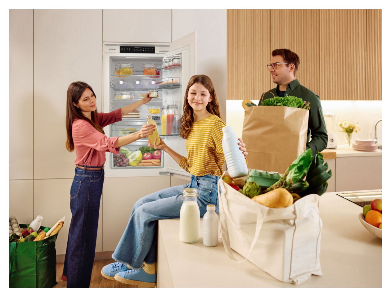 NRKI517D61WF 176 l / 76 l Einbau Kühl-/Gefrierkombination 188 kWh NoFrost 