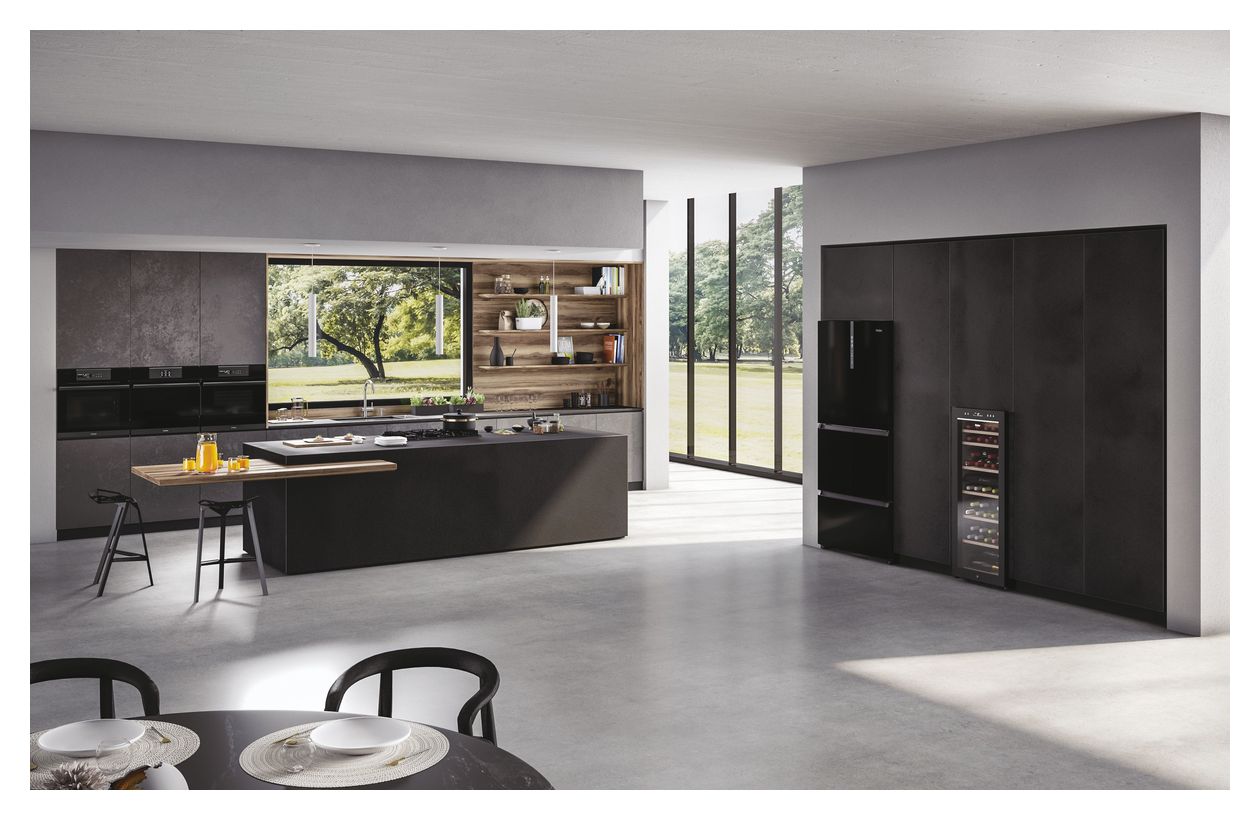 HWS77GDAU1 Weinkühler Freistehend EEK: G 2 Zonen 77 Flasche(n) 