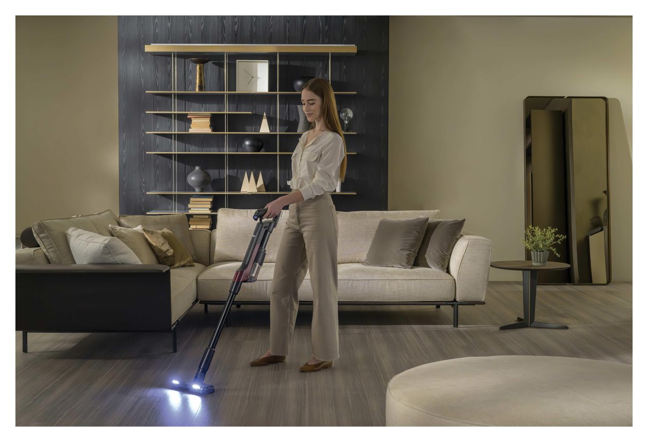 HF201H011 Handstaubsauger Beutellos bis 40 min Laufzeit 14,4 V EPA  (Magenta) 