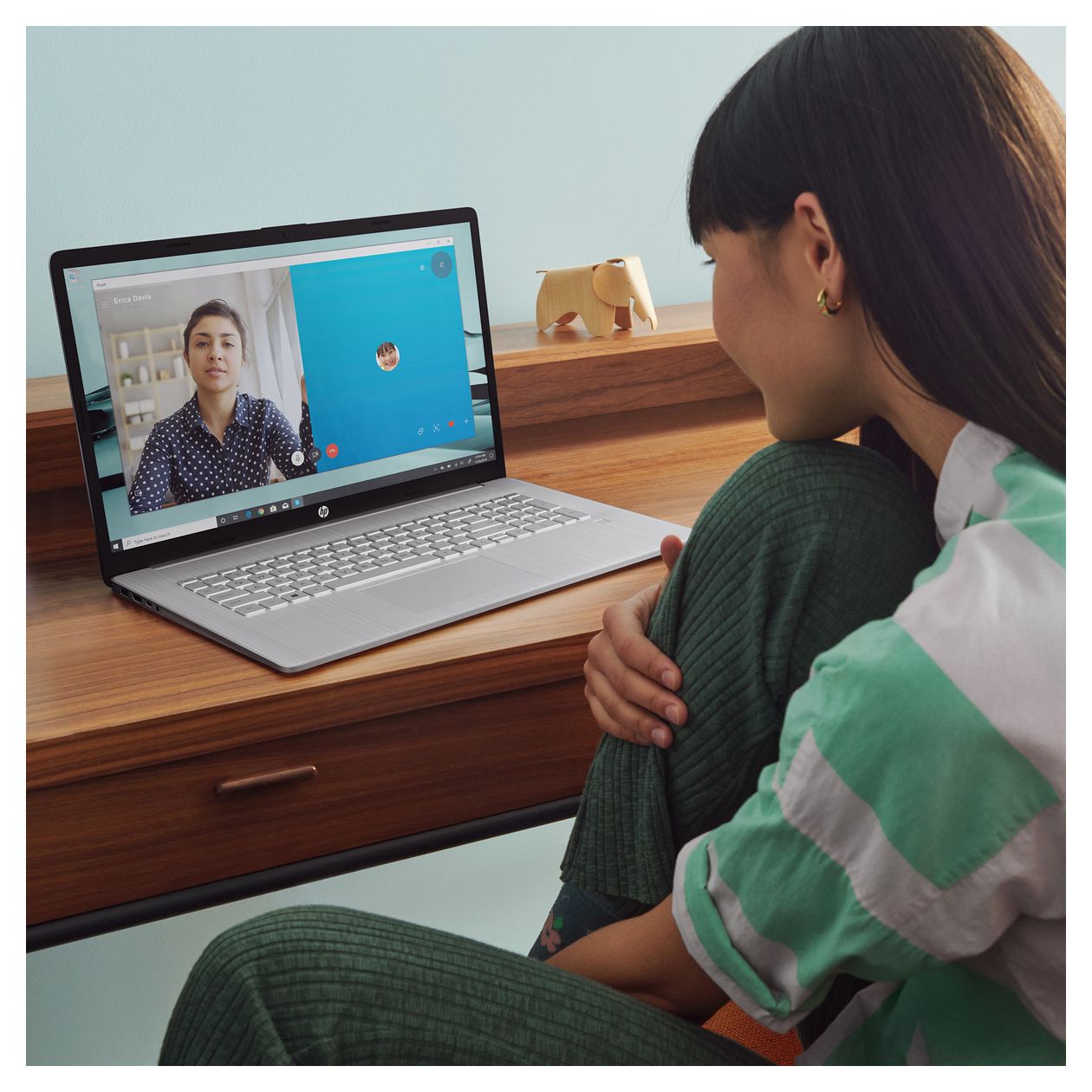 17-cn3675ng Full HD Notebook 43,9 cm (17.3 Zoll) 1920 x 1080 Pixel 1 TB SSD Windows 11 Home Intel® Core™ i7 max. 5 GHz  (Silber) 