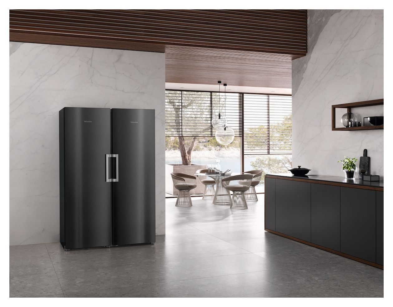 KS4783DD 399 l Kühlschrank freistehend EEK: D 98 kWh Jahr  (Schwarz) 