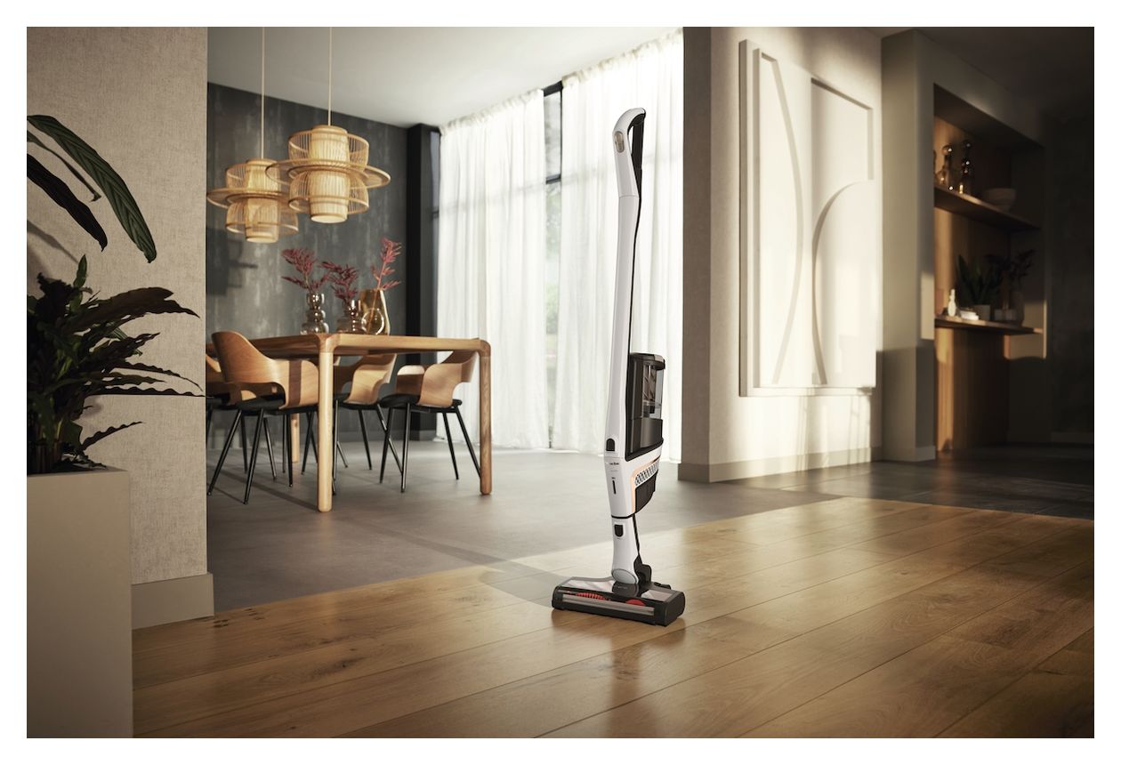 Triflex HX2 Handstaubsauger Beutellos bis 120 min Laufzeit 25,2 V HEPA  (Weiß) 