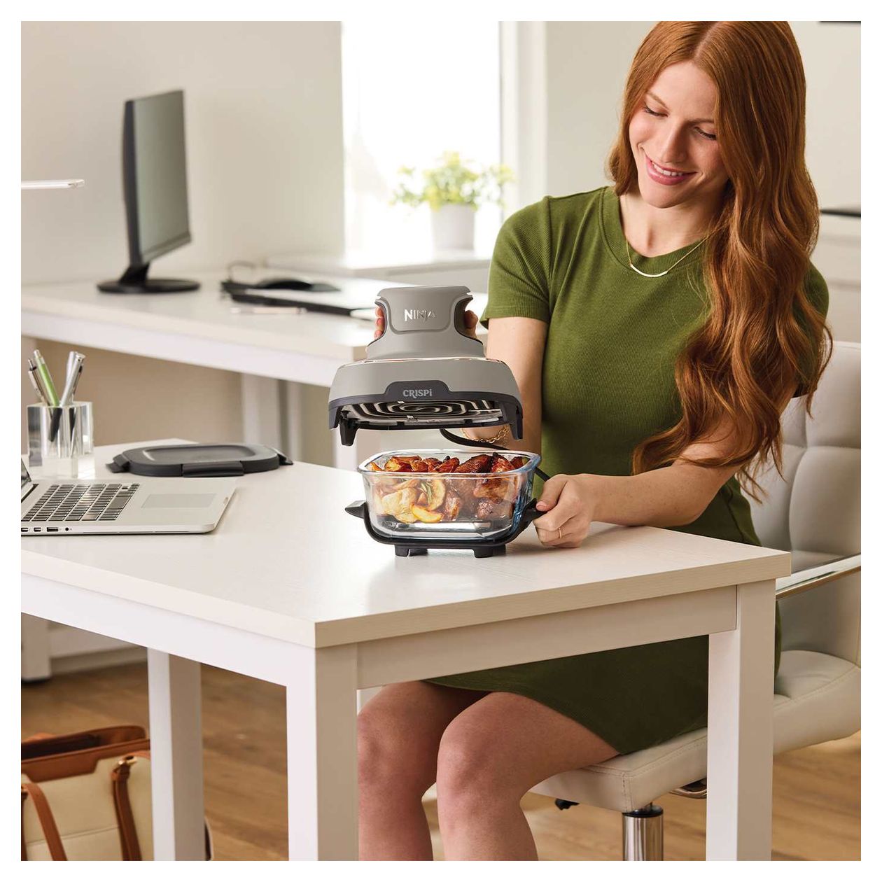 FN101EU Crispi Heißluftfritteuse 3,8 l 1700 W (Grau, Steinfarbe, Transparent) 