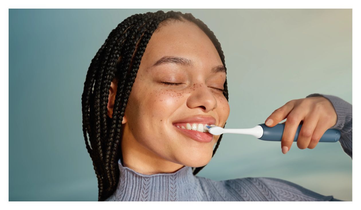 HX4041/48 Sonicare 4100 Schall-Zahnbürste für Erwachsene 504 h  (Blau) 