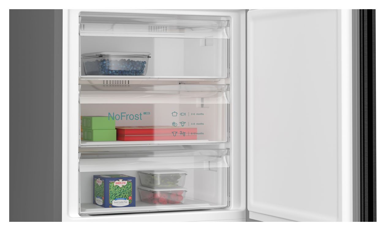 iQ300 KG49NXXCF 311 l / 129 l Kühl-Gefrierkombi freistehend NoFrost 178 kWh Jahr  (Schwarz, Edelstahl) 