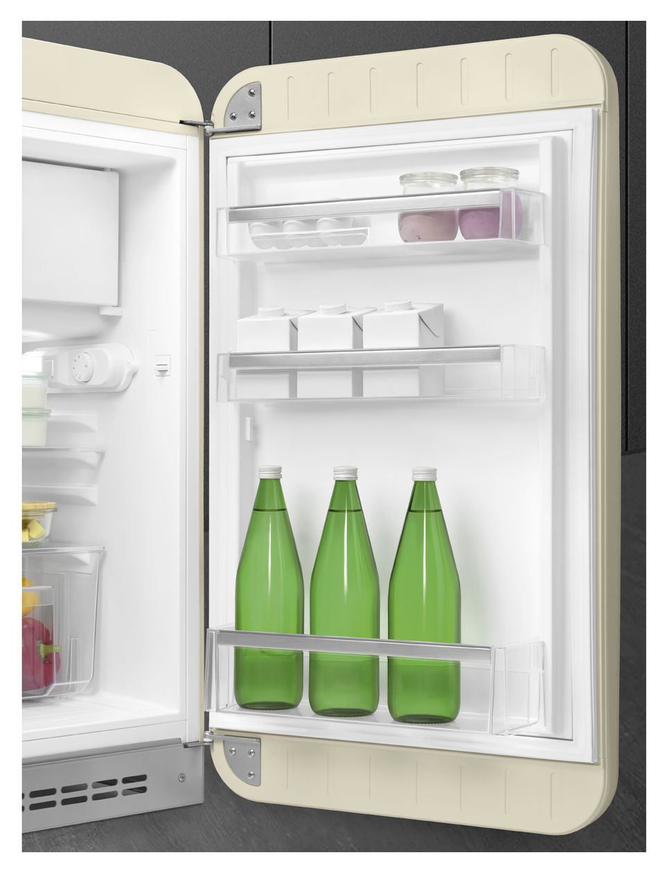 FAB10RCR6 122 l / 105 l Kühlschrank freistehend EEK: D 115 kWh Jahr  (Cremefarben) 