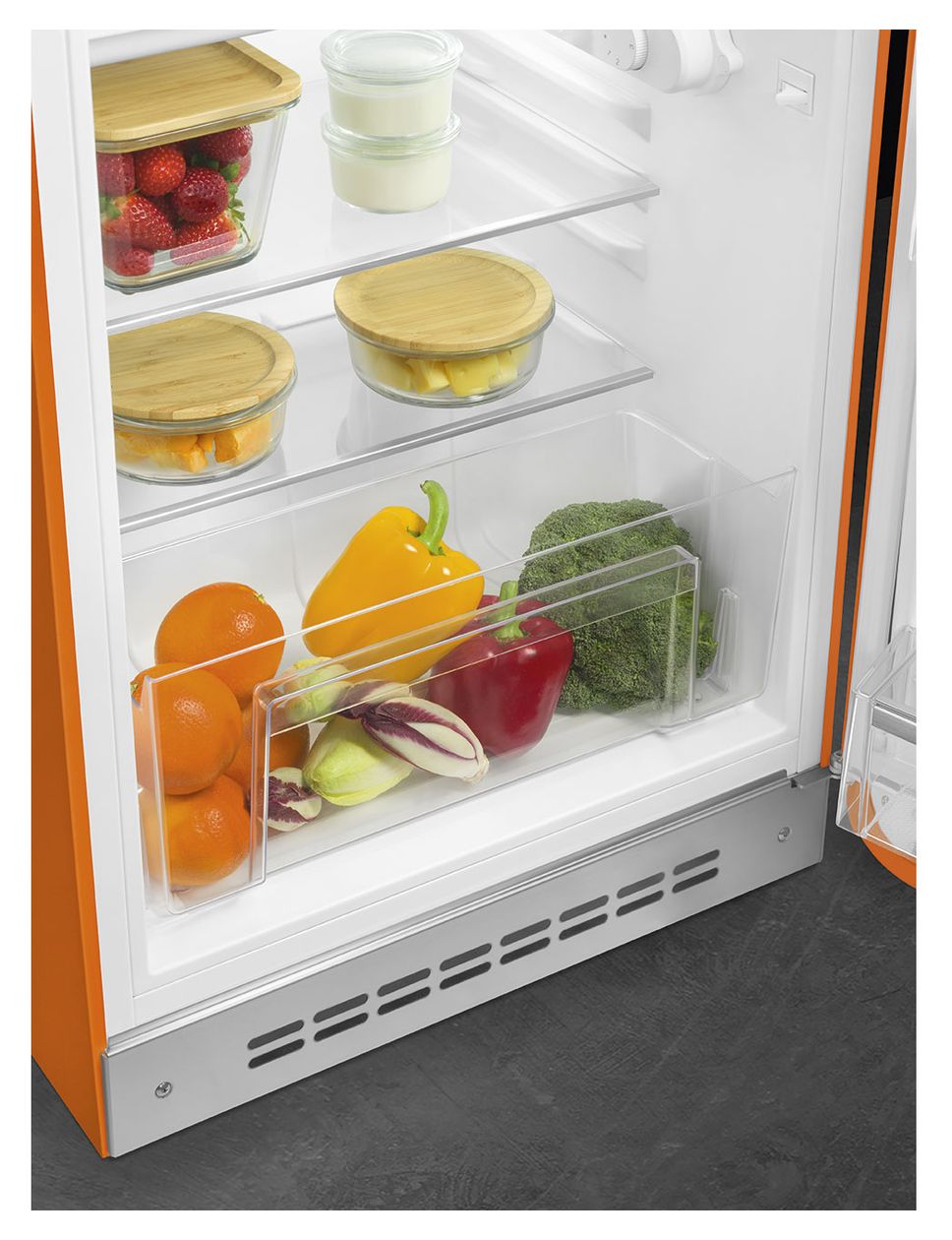 FAB10ROR6 122 l / 105 l Kühlschrank freistehend EEK: D 115 kWh Jahr  (Orange) 
