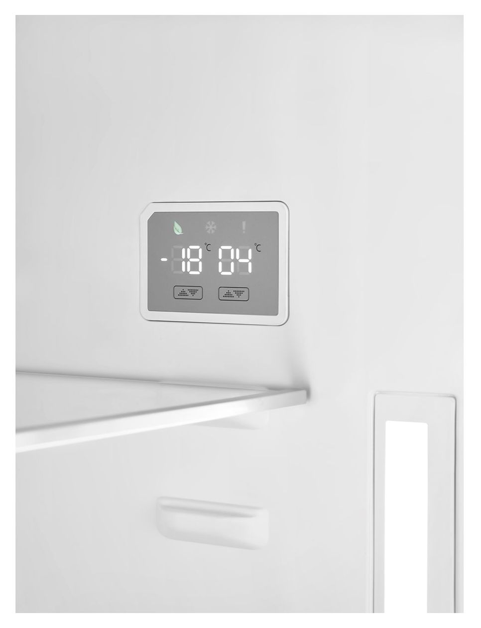FAB38RRD6 344 l / 137 l Kühl-Gefrierkombi freistehend NoFrost 230 kWh Jahr  (Rot) 