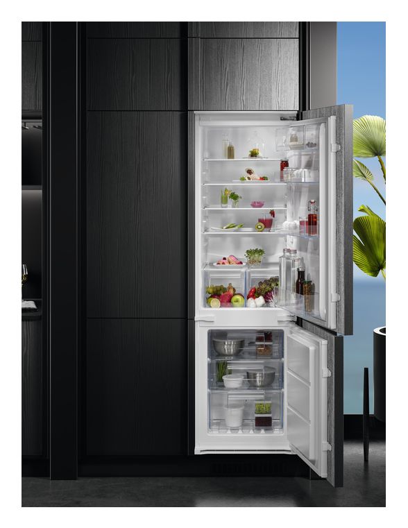Serie 6000 TSC6N183ES 195 l / 62 l 178 cm Einbau Kühl-/Gefrierkombination 216 kWh NoFrost 