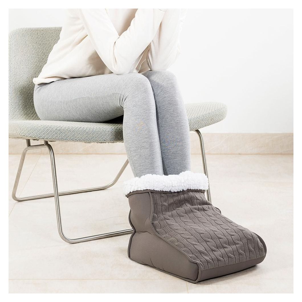 FWM45 Fußwärmer mit Massage 2 Temperatur- / 2 Massagestufen Teddy-Futter 15 W  (Weiß, Graubraun) 