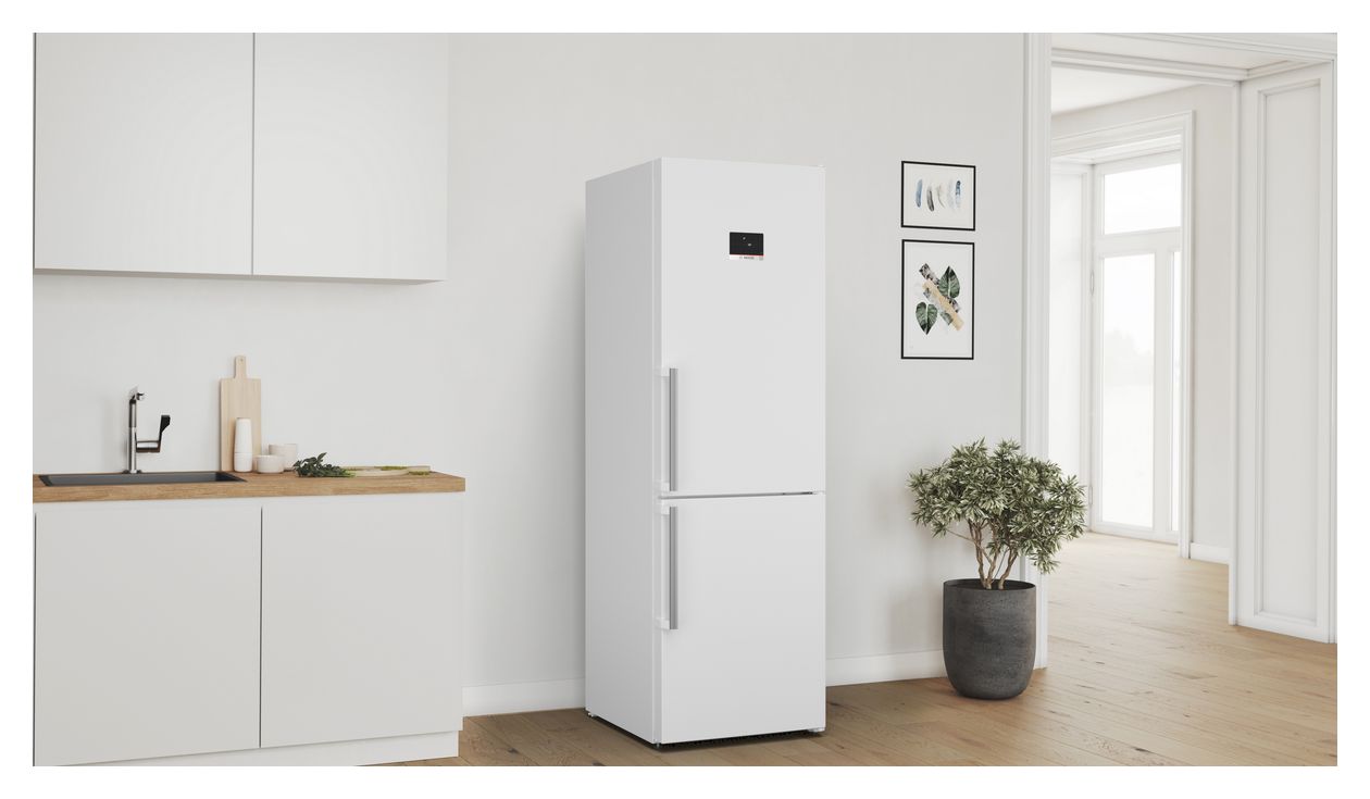 Serie 4 KGN367WCT 218 l / 103 l Kühl-Gefrierkombi freistehend NoFrost 159 kWh Jahr  (Weiß) 