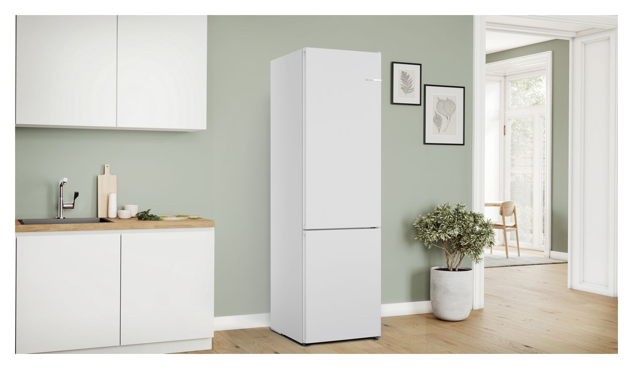 Serie 4 KGN392WCF 260 l / 103 l Kühl-Gefrierkombi freistehend NoFrost 162 kWh Jahr  (Weiß) 