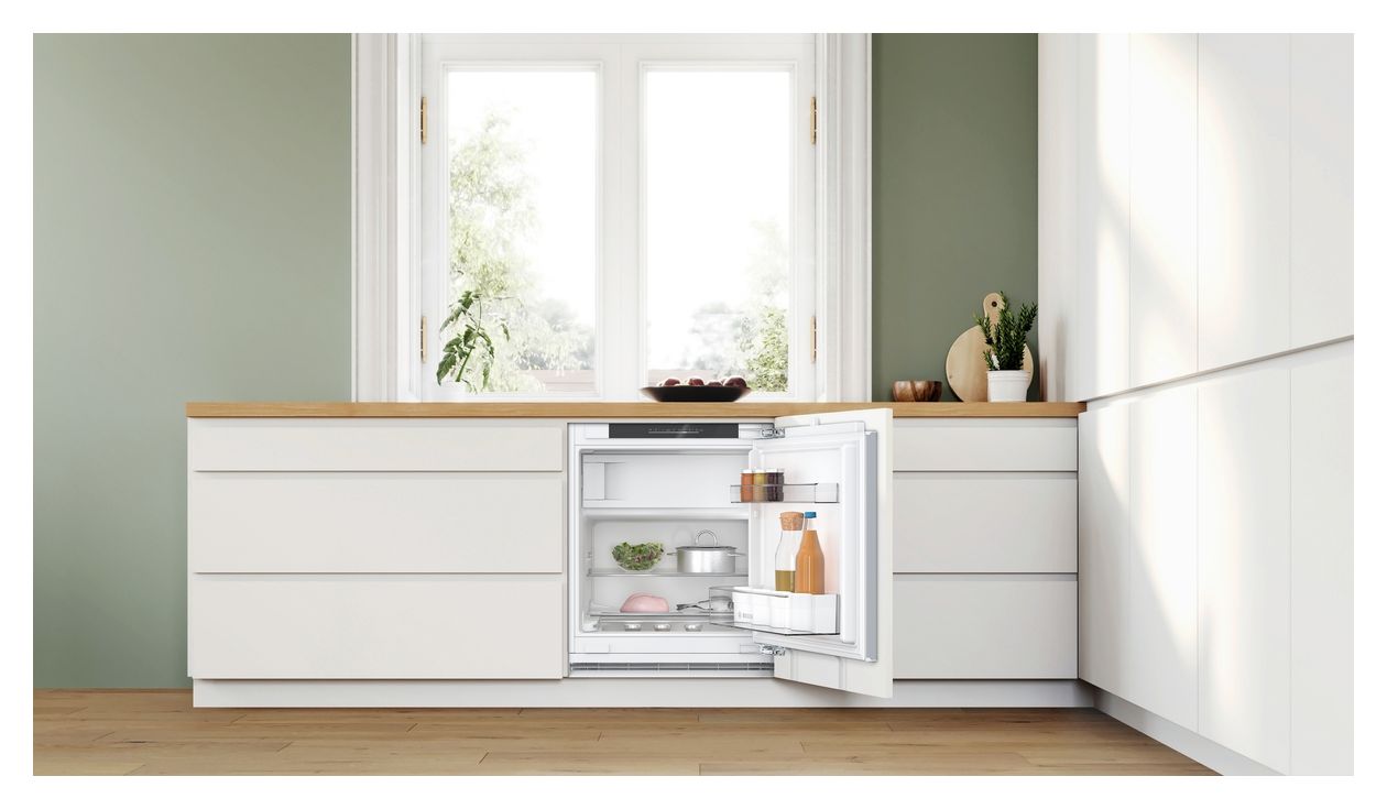 Serie 4 KUL22VFD0 93 l 82 cm Einbaukühlschrank EEK: D 119 kWh Jahr 