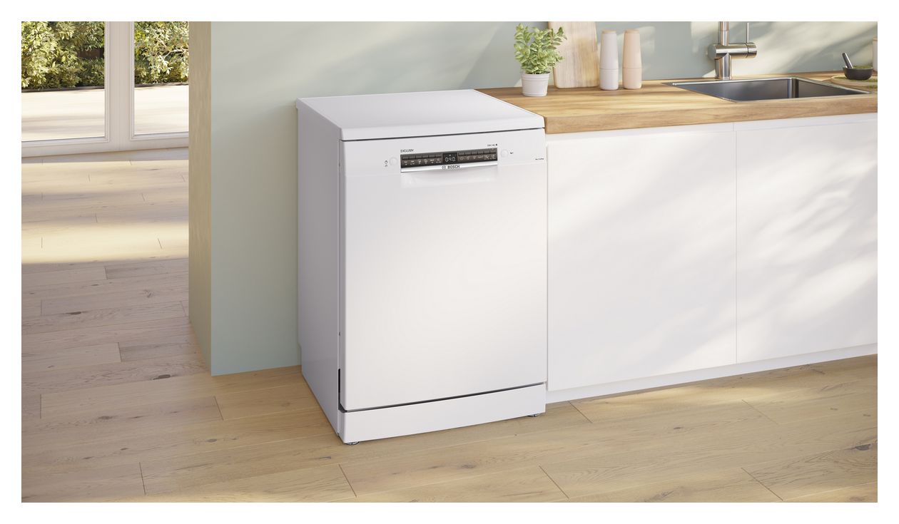 Serie 4 SMS4EBW0ME 60 cm Geschirrspüler freistehend Sehr leise 13 Maßgedecke aquaStop Funktion Wärmetauscher/EfficientDry 