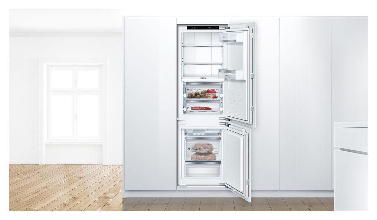 Serie 8 KIF86PFE0 156 l / 67 l 177,5 cm Einbau Kühl-/Gefrierkombination 252 kWh NoFrost 