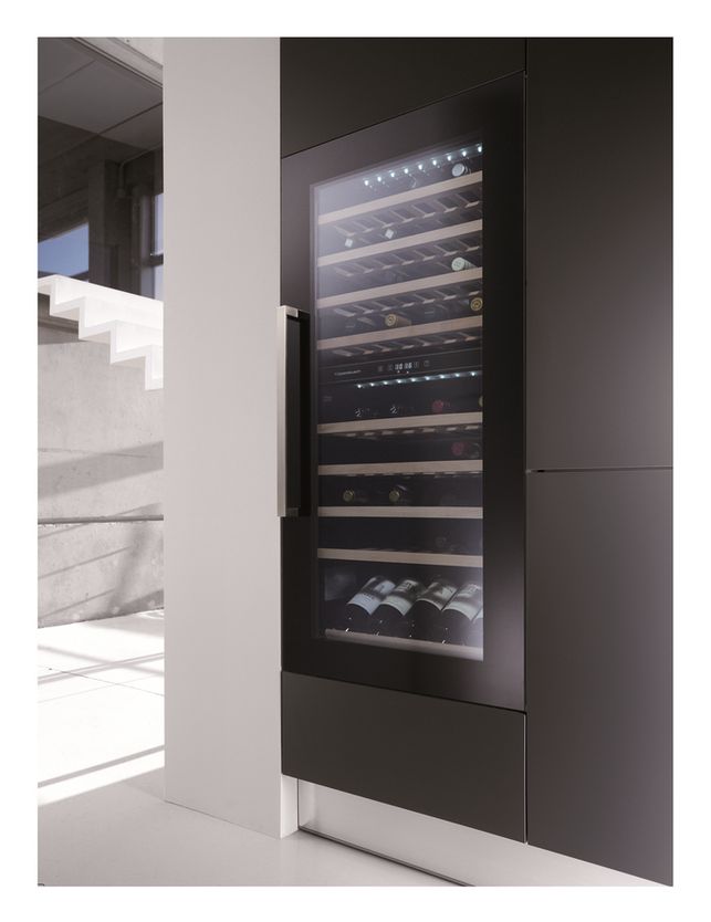 FWK4800.0S Weinkühler Integriert 2 Zonen 79 Flasche(n) 